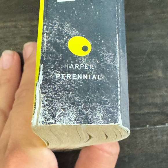 I’ll be Gone In the Dark: one Woman’s Search for the Golden State Killer- used - Picture 5 of 6